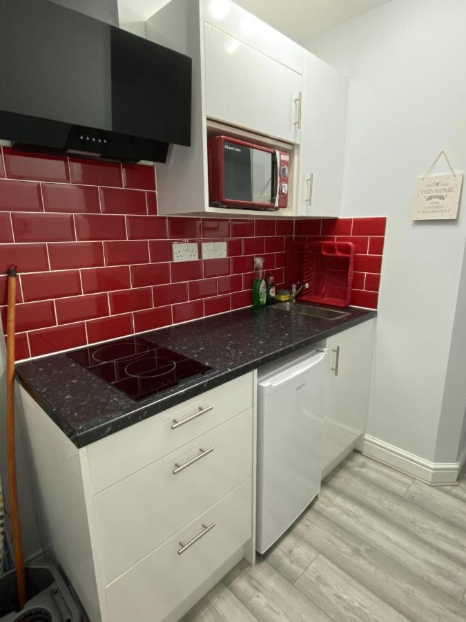 Comfortable - Cosy - Budget Studios In City Center لندن المظهر الخارجي الصورة