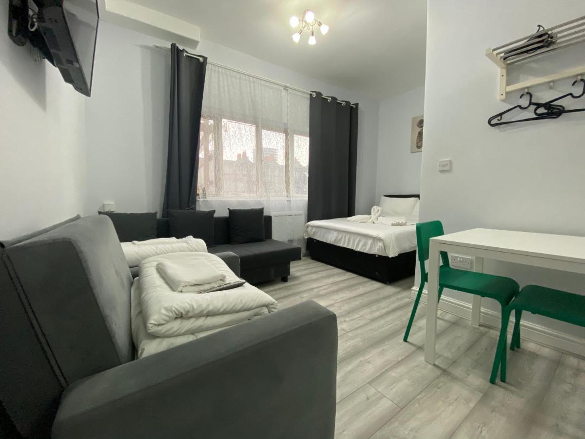 Comfortable - Cosy - Budget Studios In City Center لندن المظهر الخارجي الصورة