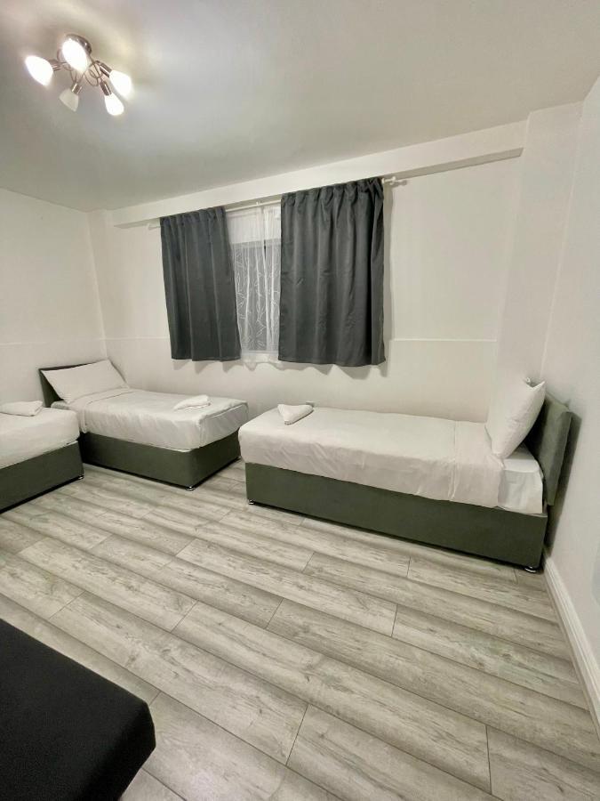 Comfortable - Cosy - Budget Studios In City Center لندن المظهر الخارجي الصورة