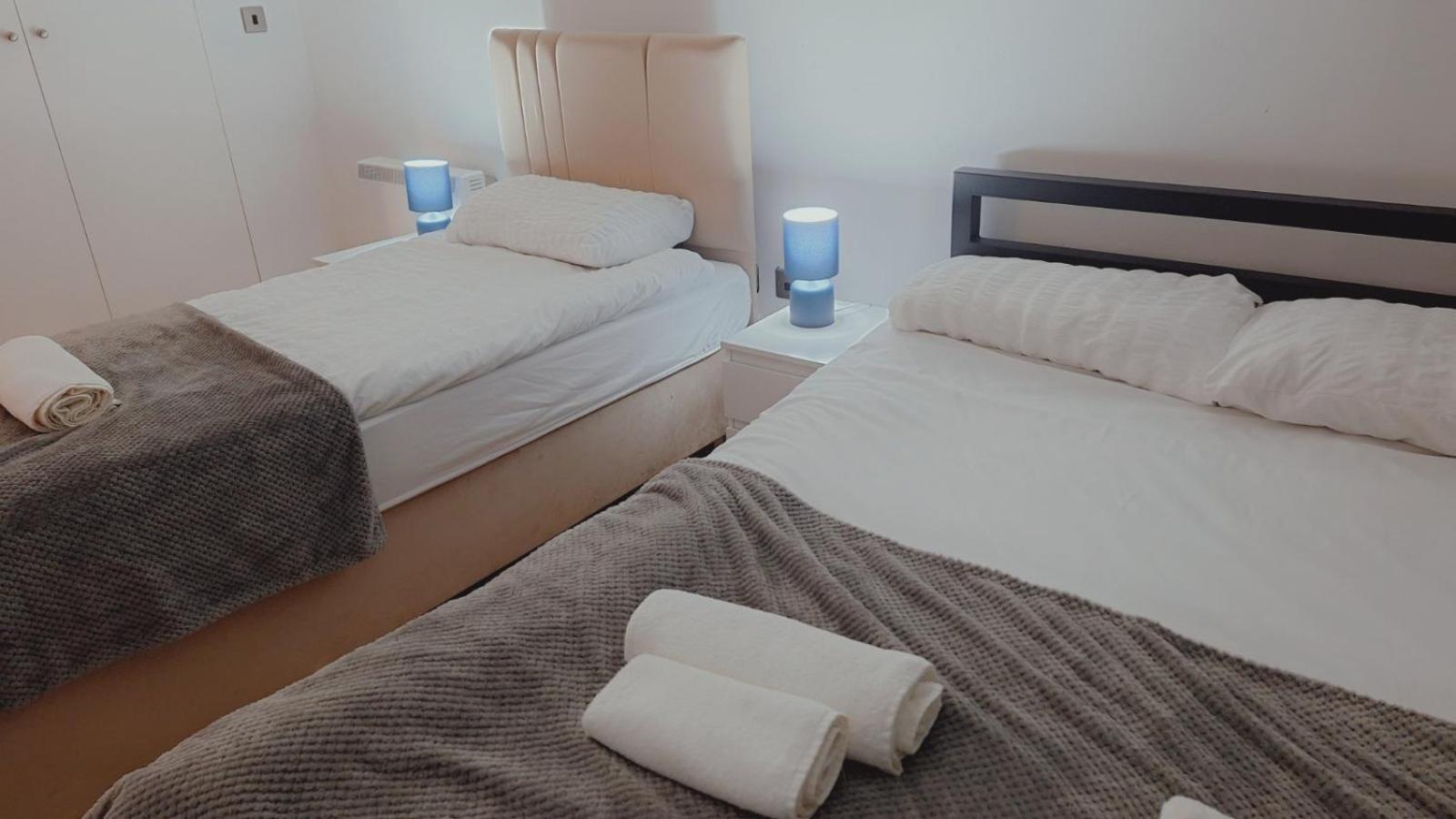 Comfortable - Cosy - Budget Studios In City Center لندن المظهر الخارجي الصورة