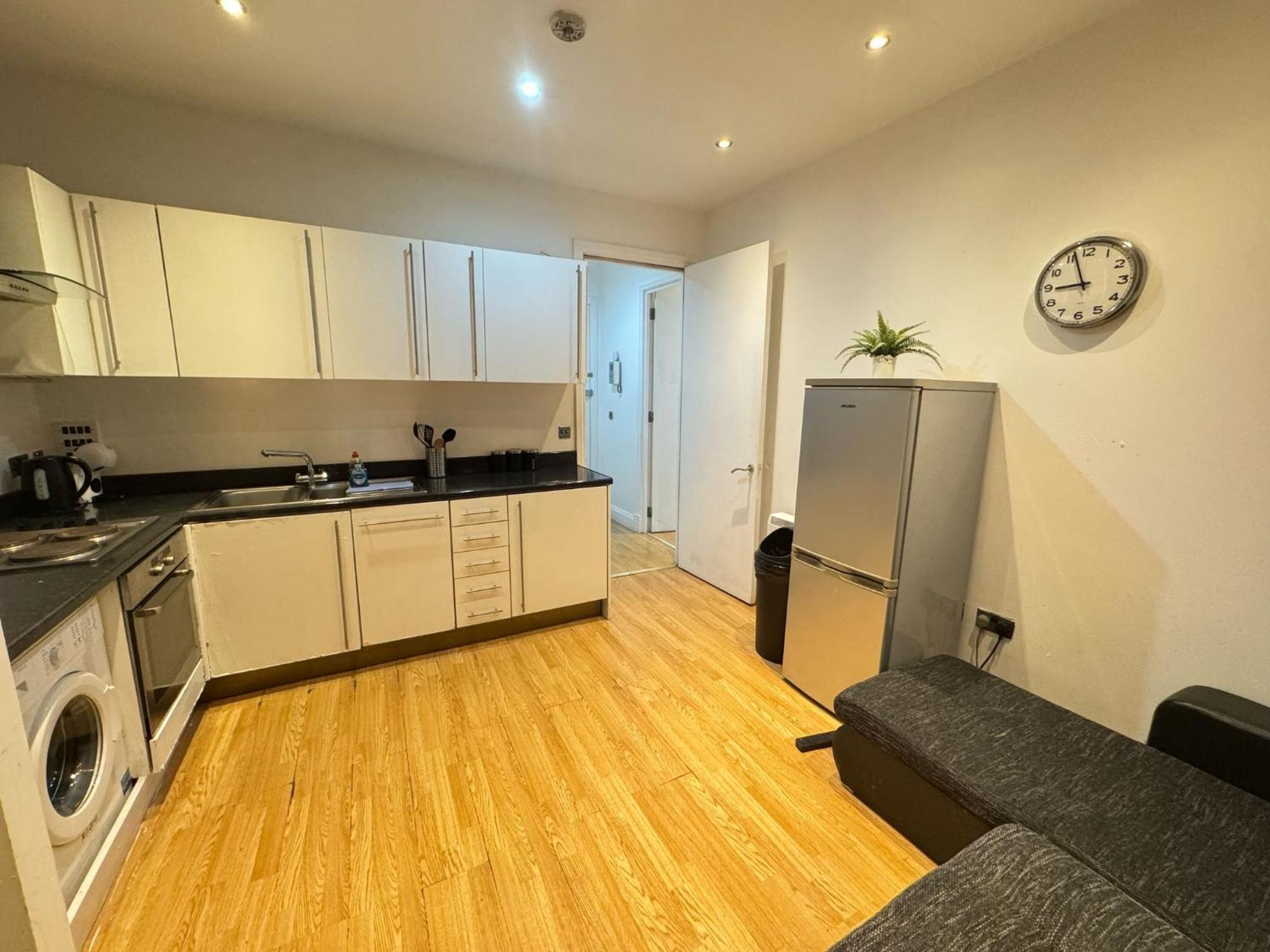 Comfortable - Cosy - Budget Studios In City Center لندن المظهر الخارجي الصورة