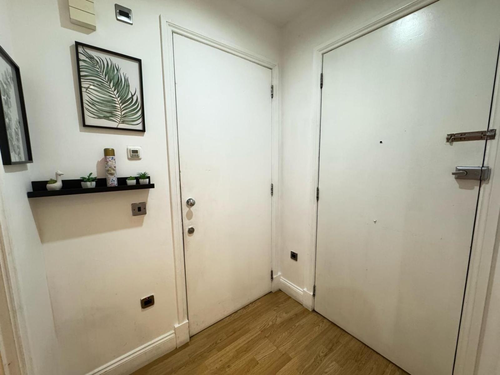 Comfortable - Cosy - Budget Studios In City Center لندن المظهر الخارجي الصورة